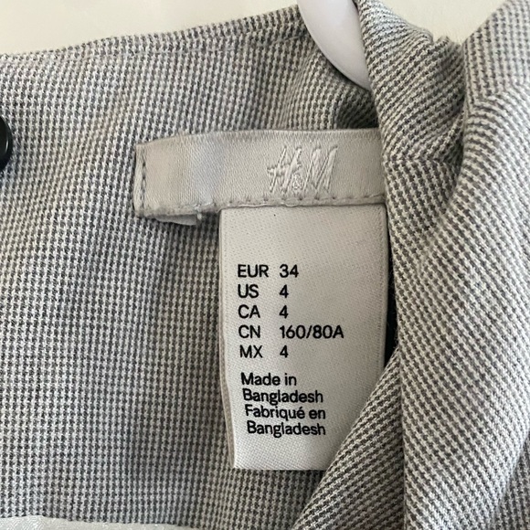 H&M Business Casual Dress - Picture 3 of 3